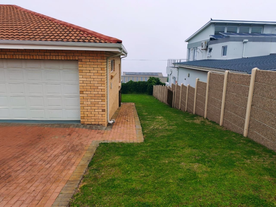 3 Bedroom Property for Sale in Dana Bay Western Cape